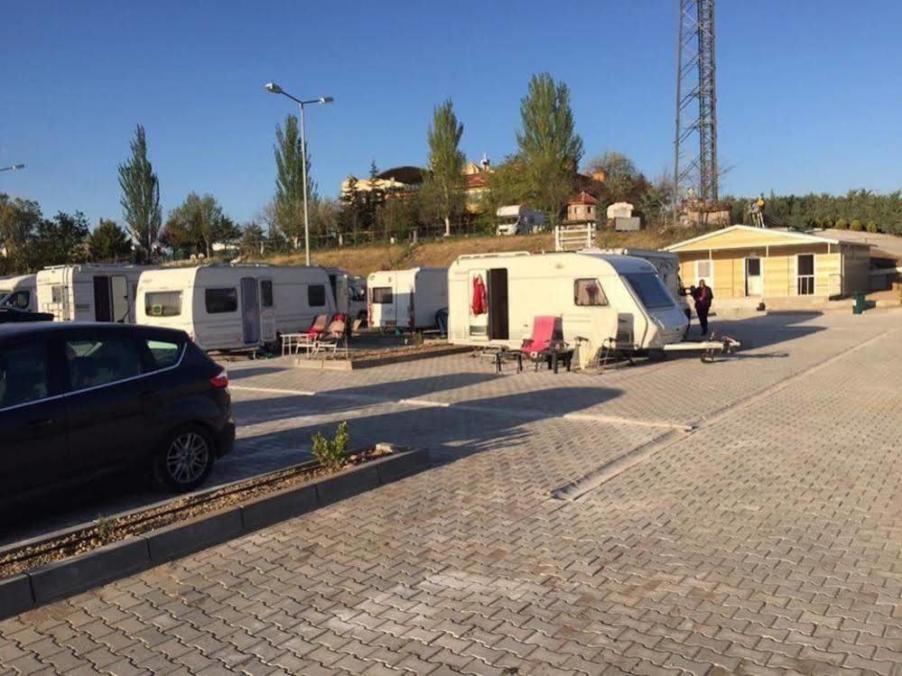 Ulasan Hotel Caravan Camping Ankara Exteriör bild